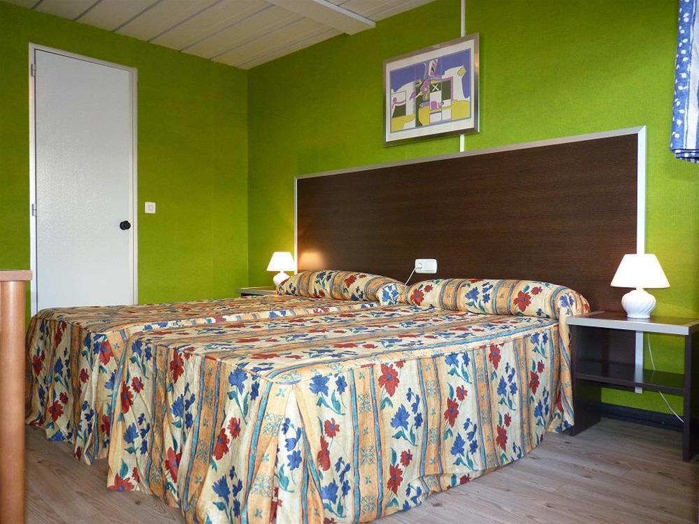 Pension Compostela Inn Cacheiras Εξωτερικό φωτογραφία